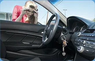 Locksmith Master Store Oakton, VA 703-574-6792 - locked-keys-in-car